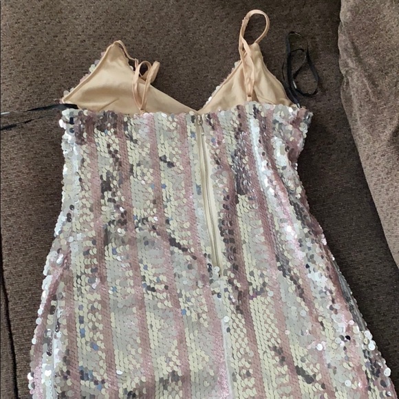 sequence dress - Picture 3 of 5